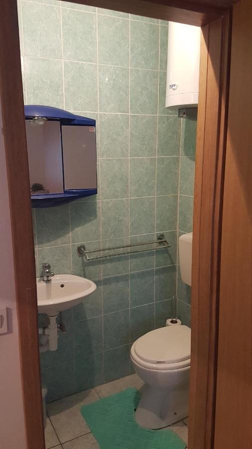 Apartmani Ab Pirovac Exterior foto